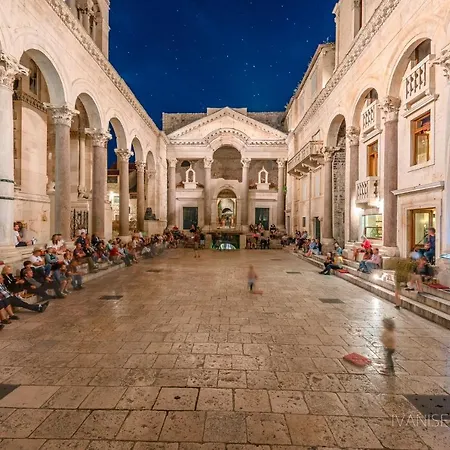 Studio Seven Minute Walk To Old Town Split Exteriör bild